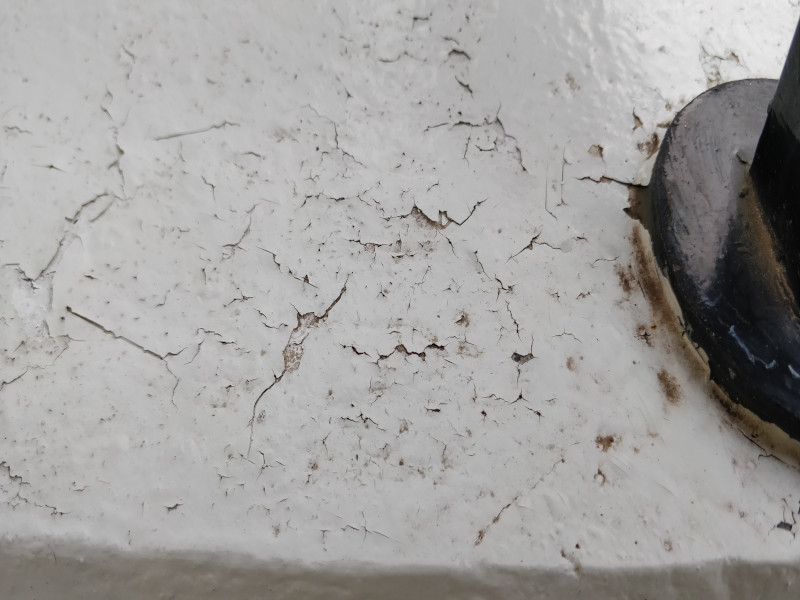 Le faïençage des peintures (2)