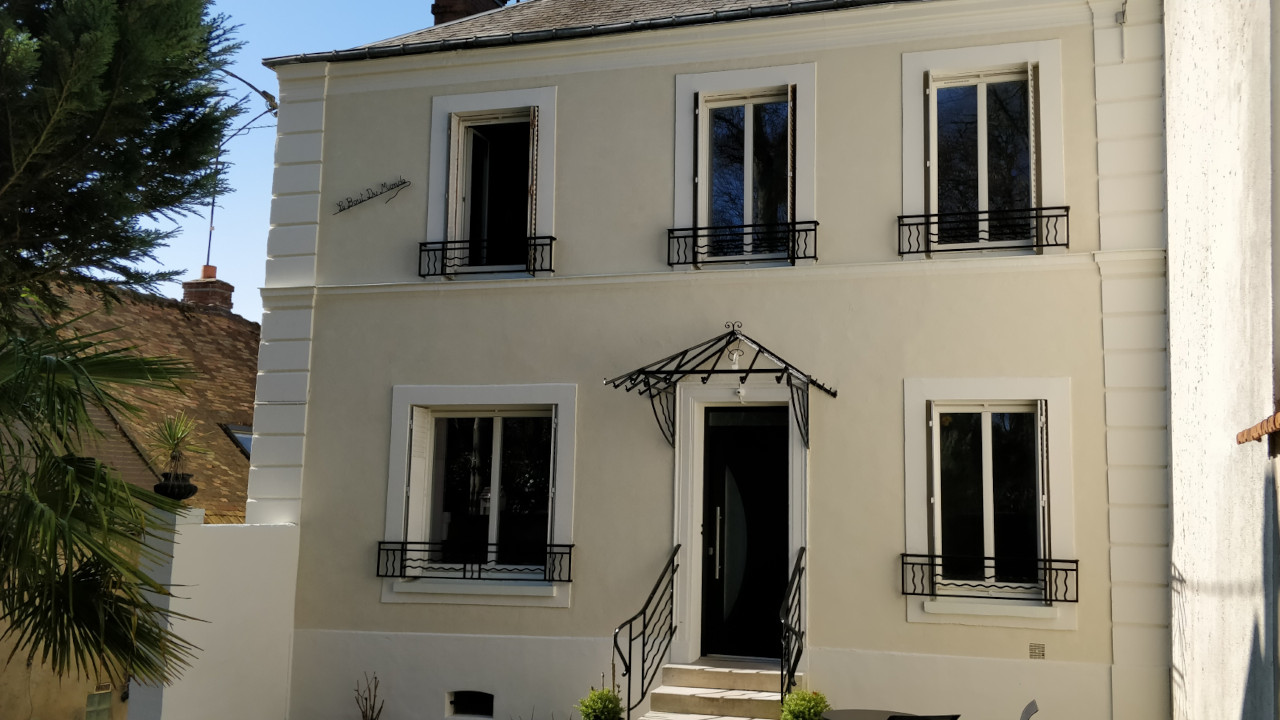 Ravalement de façade Comment choisir la couleur parfaite pour votre maison - couleur BEIGE