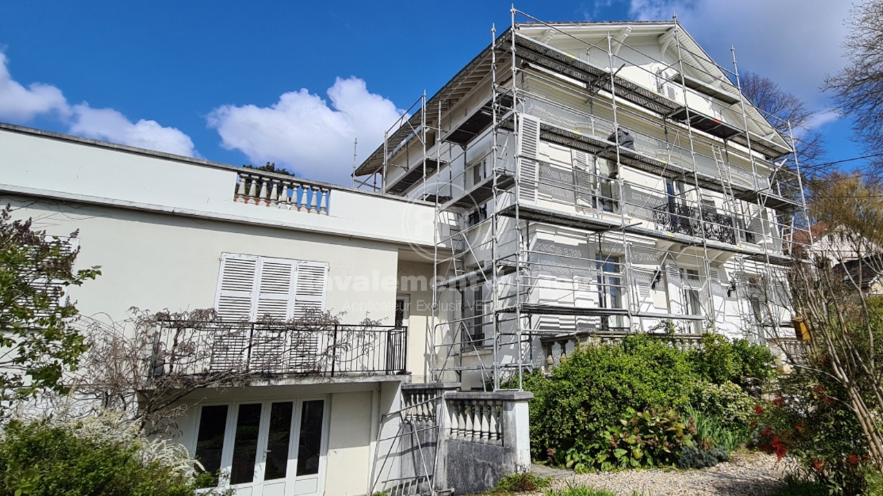 Ravalement de Façade à Montmorency - Toutes les Étapes pour un Résultat Époustouflant - AVANT