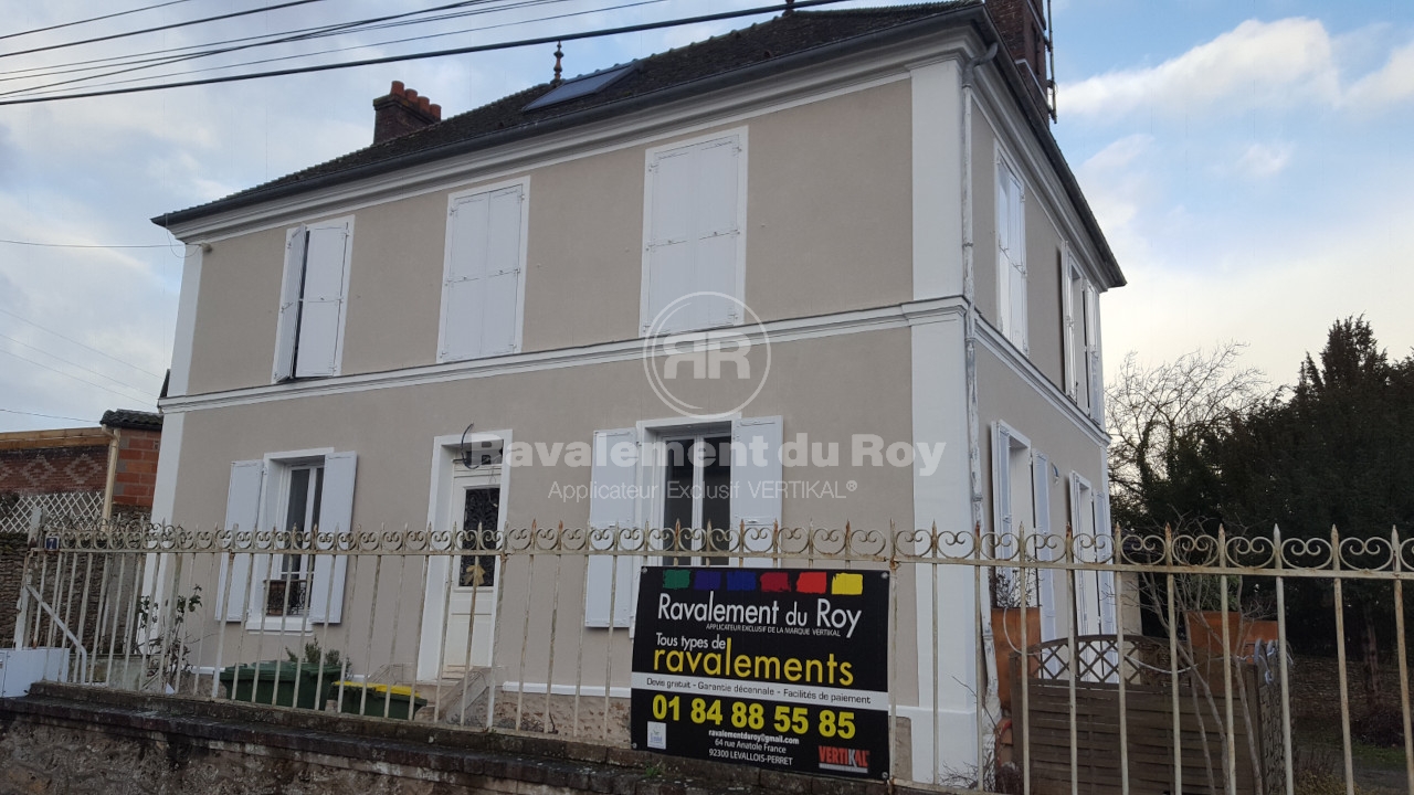 Résine structurée sur façades à Meudon - APRES