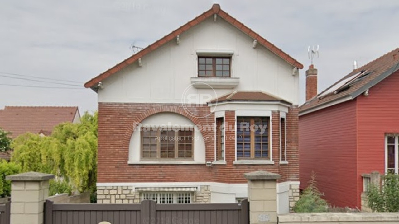 Un ravalement de façade transformateur à Nanterre - AVANT