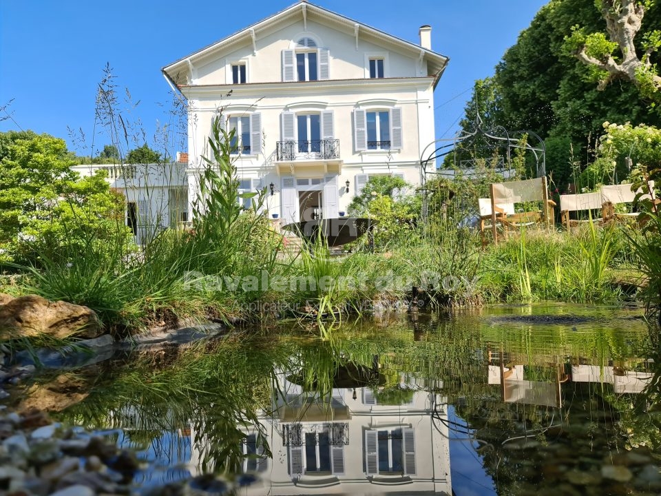 Ravalement façades d'une maison à Garches, 92380, Hauts-de-Seine