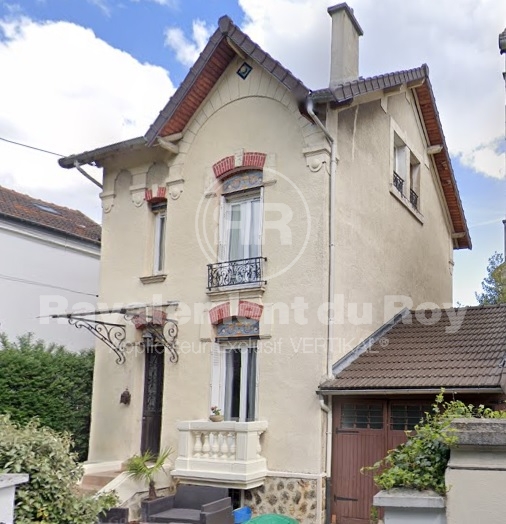 Façadier d'une maison à Marnes-la-Coquette, 92430, Hauts-de-Seine