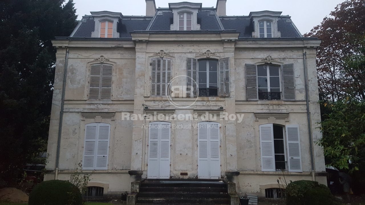 Façadier d'une maison à Ville-d'Avray, 92410, Hauts-de-Seine